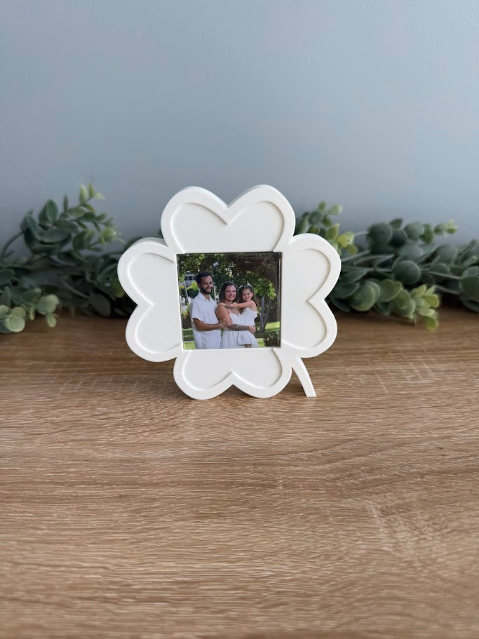 Shamrock Frame