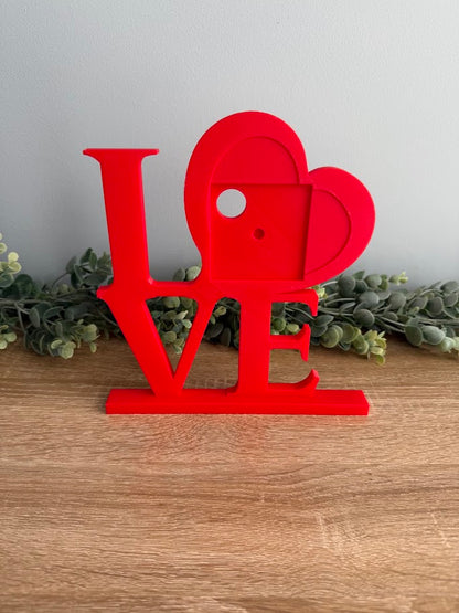 LOVE Frame