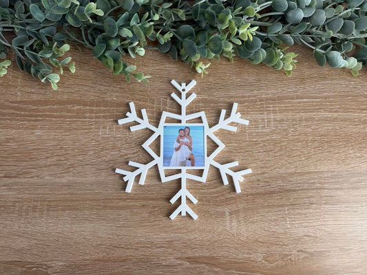 2" Snap In/Out Ornament Frame