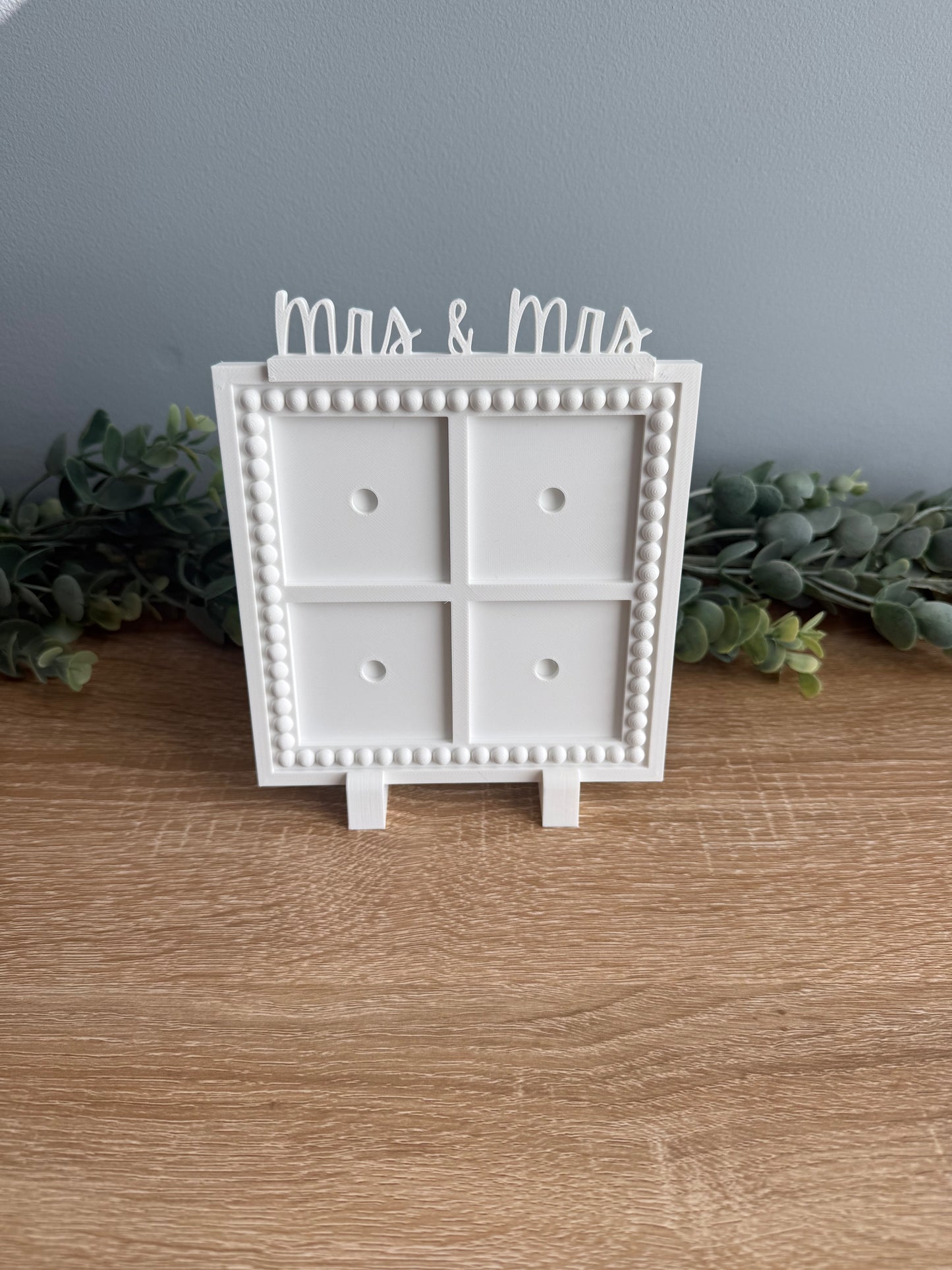 Mr. & Mrs./ Mrs. & Mrs. Frame Accessories