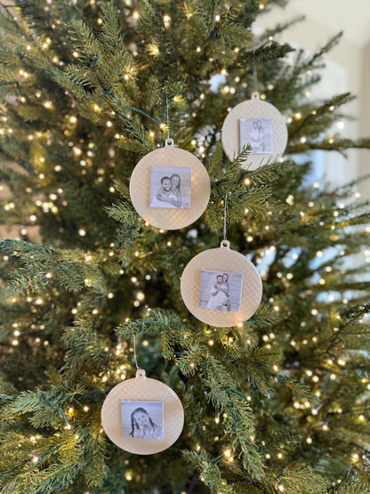 Universal Ornament