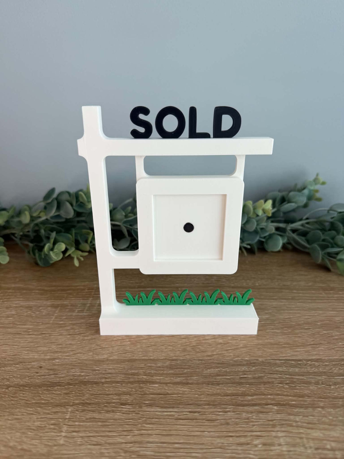 Sold Sign File
